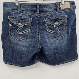 Silver Suki Flap Jean Shorts Size 20